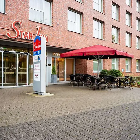 Plaza Premium Hotel